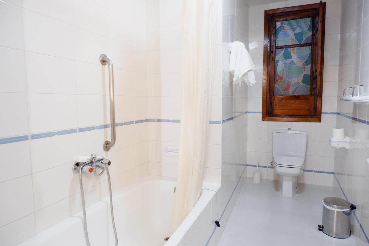 Hotel Central Lanjarón Екстериор снимка